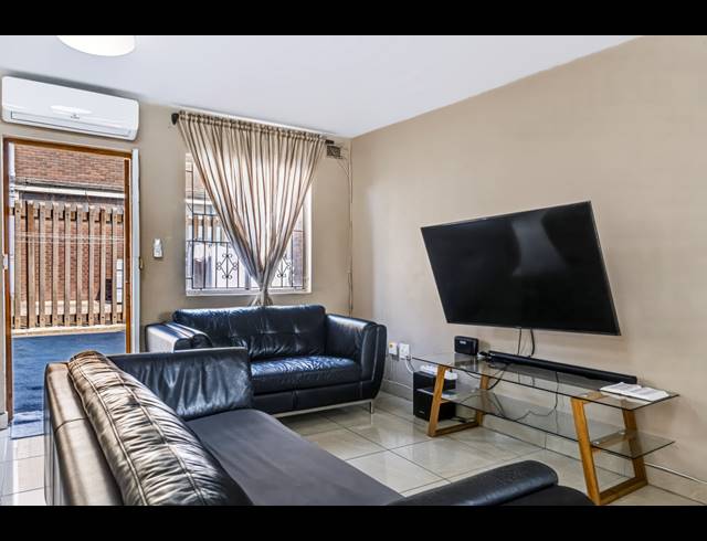3 BEDROOM DUPLEX FOR SALE IN AUSTERVILLE